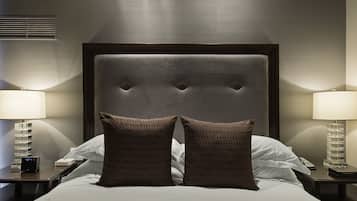2 bedrooms, in-room safe, iron/ironing board, WiFi