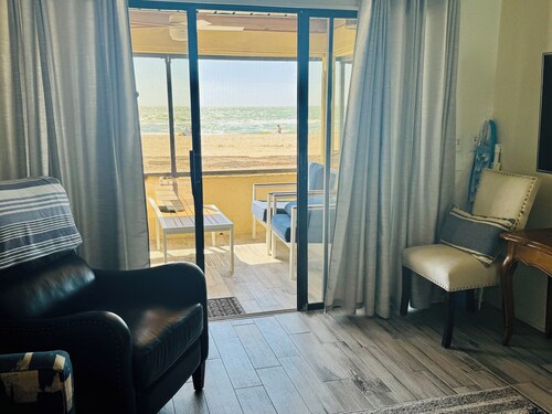 On the beach.pool. Ground floor cottage with NO hurricane damage.