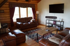 Smart-TV, peis, DVD-spiller og filmbibliotek