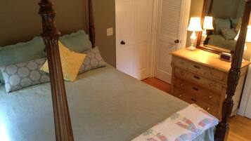 2 habitaciones, tabla de planchar con plancha, wifi y ropa de cama