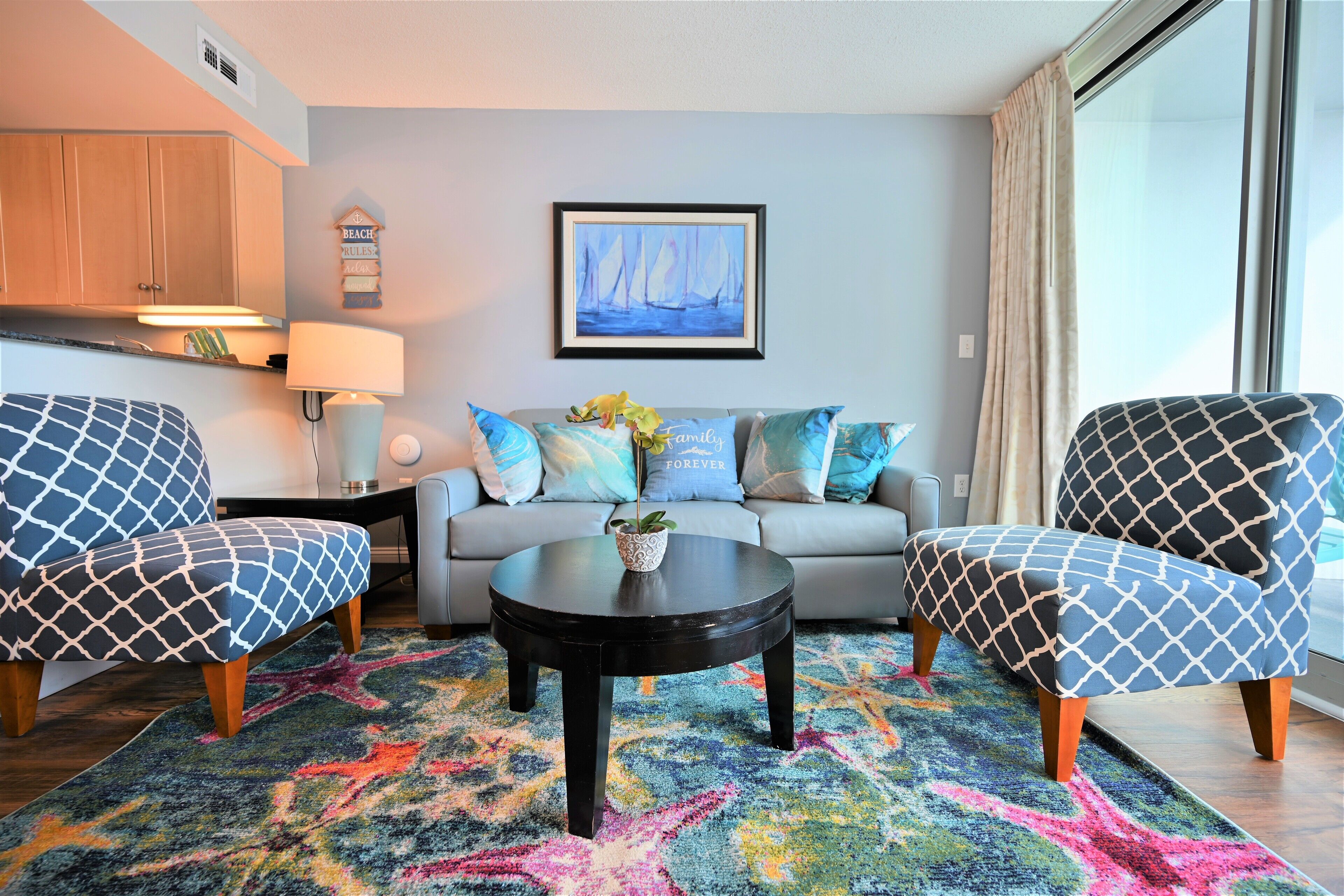 TV, DVD-spiller og filmbibliotek