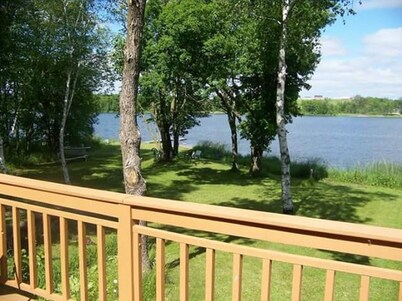 Lake Front Big Yard Fishing Dock Paddle Boat AC Campfire Swimming Grill Deck 