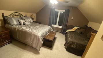 4 bedrooms, travel crib, free WiFi, bed sheets