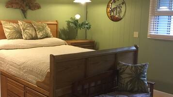 1 bedroom, iron/ironing board, free WiFi, bed sheets