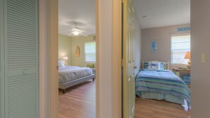 2 多间卧室、WiFi、床单