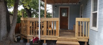 Freshly Renovated 1911 Historic Cottage- 60 Minutes to Grand Canyon