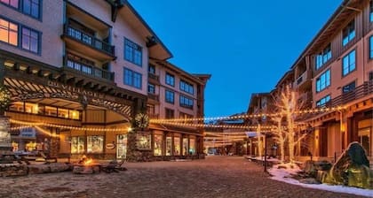 ❤️ Top Floor Condo - in Palisades Tahoe, slope side, 5⭐ host