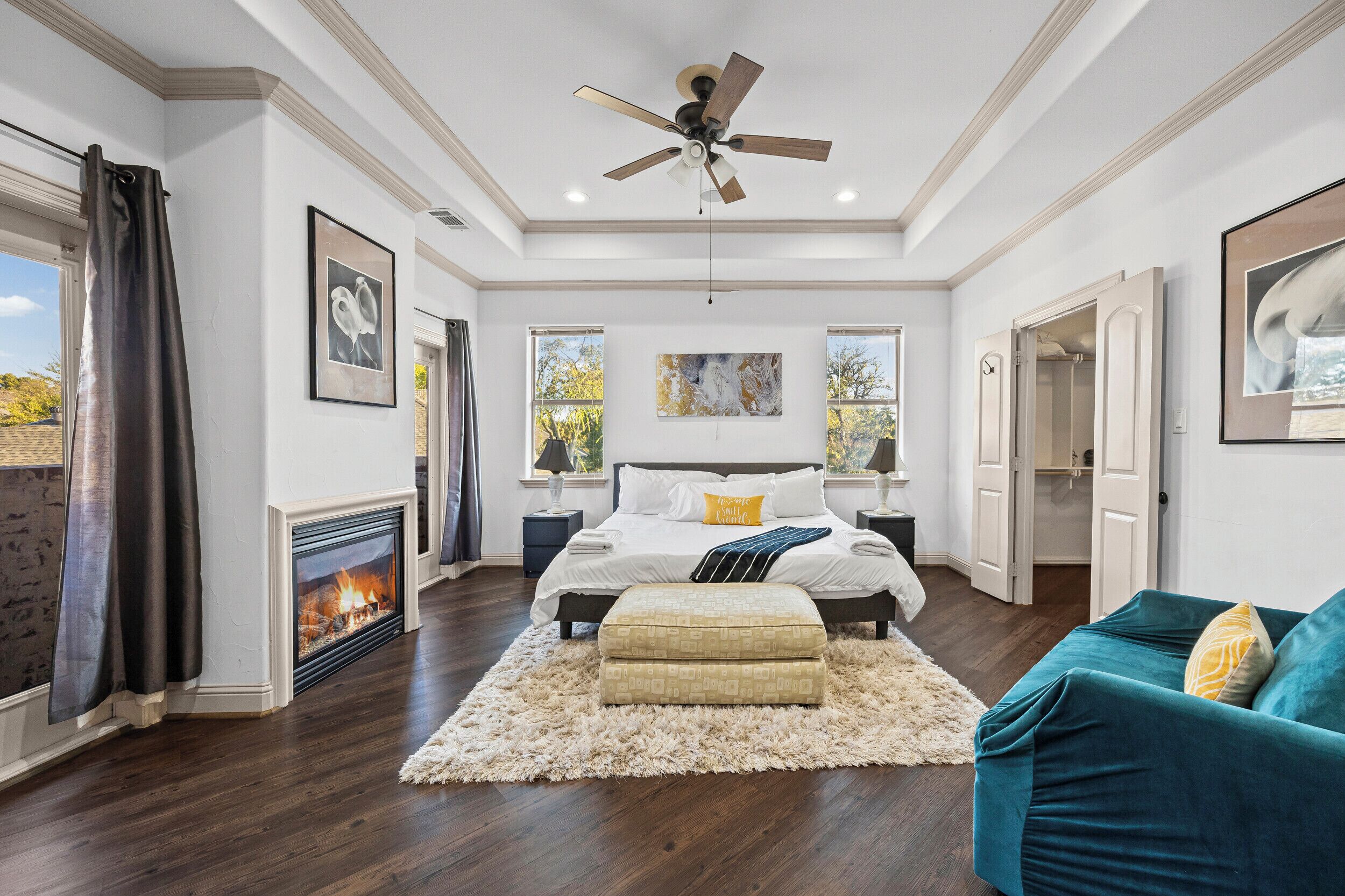 4 bedrooms, iron/ironing board, free WiFi, bed sheets