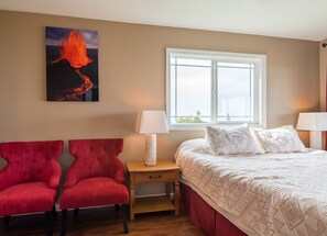 3 bedrooms, iron/ironing board, travel crib, WiFi