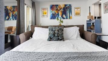 2 chambres, fer et planche à repasser, Wi-Fi gratuit, draps fournis