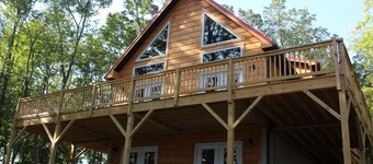 Stone Mountain Sanctuary - Blue Ridge Luxury Cabin With Great Views!