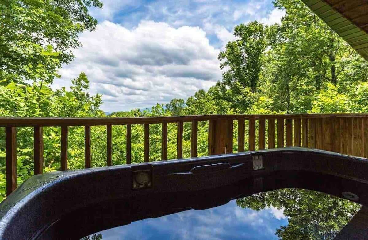 Bañera de hidromasaje exterior