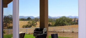 ワインカントリーで夢見ているCA！