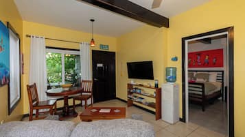 1 bedroom, in-room safe, iron/ironing board, free WiFi