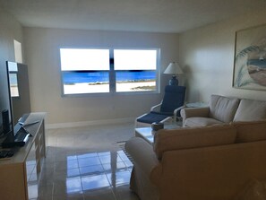 TV - Unit 502 2 waterfront  balconies!  Expansive white sand beach Harbor Light Tower (Clearwater)