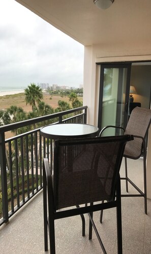 Property grounds - Unit 502 2 waterfront  balconies!  Expansive white sand beach Harbor Light Tower (Clearwater)