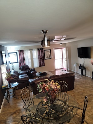 Smart TV, video games, DVD player