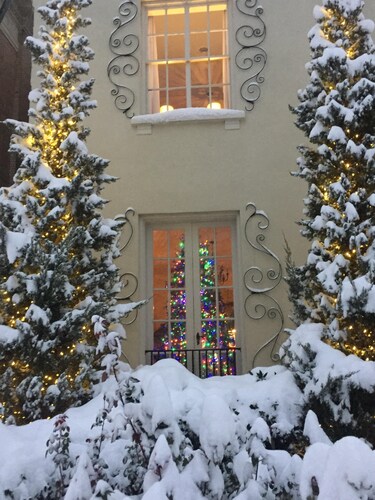 Stunning Mediterranean Monument Avenue flat in the heart of RVA's Fan District