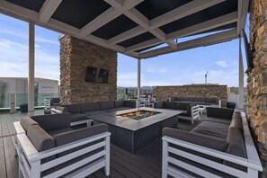 Imagen sin descripción, 4 de 45, botón