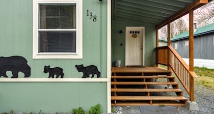 Klondike Cottage || 3 bed 2 bath