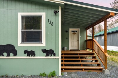 Klondike Cottage || 3 bed 2 bath