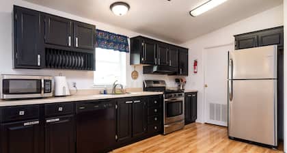 Klondike Cottage || 3 Bett 2 Bad
