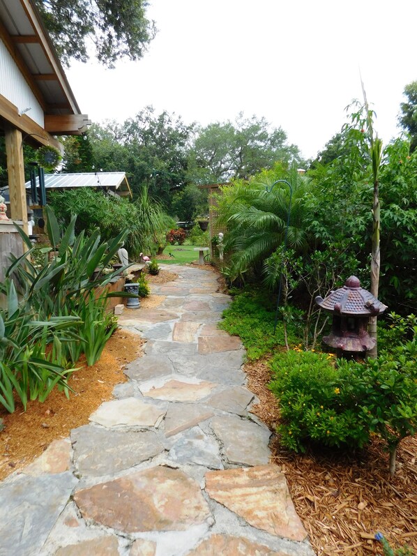 Property grounds - Centrally Located; Busch Gardens Ybor Medical USF Sports Conventions Hard Rock (Tampa)