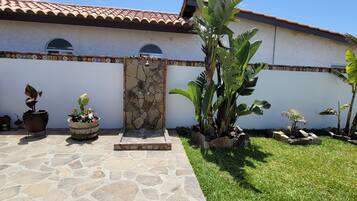 Enceinte de lâhĂ©bergement