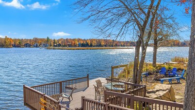 Lakefront-Hot Tub, Private Dock, Kayaks, Fire Pit, Sun Room