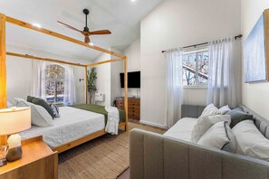 4 bedrooms, travel cot, free WiFi, bed sheets