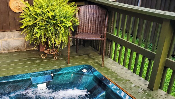 Bain à remous extérieur