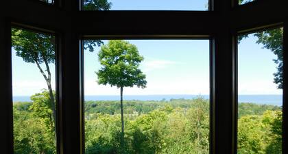 EGG HARBOR GETAWAY - LANDMARK RESORT - Cozy 1 Bedroom Wood-view!