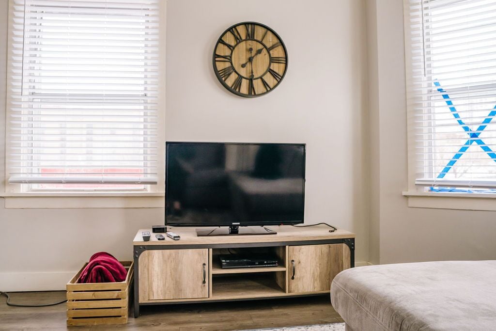 1 bedroom, desk, iron/ironing board, travel crib