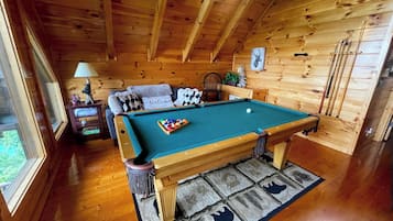 Spielezimmer