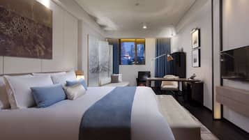 Minibar, una cassaforte in camera, una scrivania, tende oscuranti