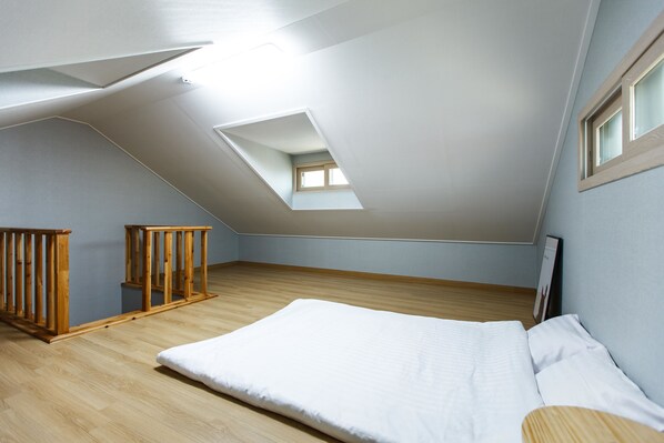 Duplex (Korean Ondol) | Free WiFi
