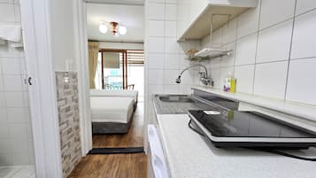 Phòng Tiêu chuẩn (27 sqm) | 2 phòng ngủ, truy cập Internet không dây miễn phí