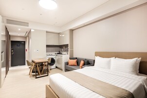 Blackout curtains, free WiFi, bed sheets