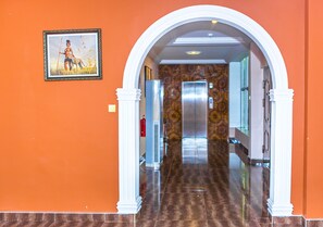 Interior detail - Cofkans Hotel (Obuasi)