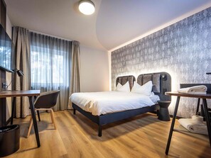 Standard Double Room, 1 Queen Bed