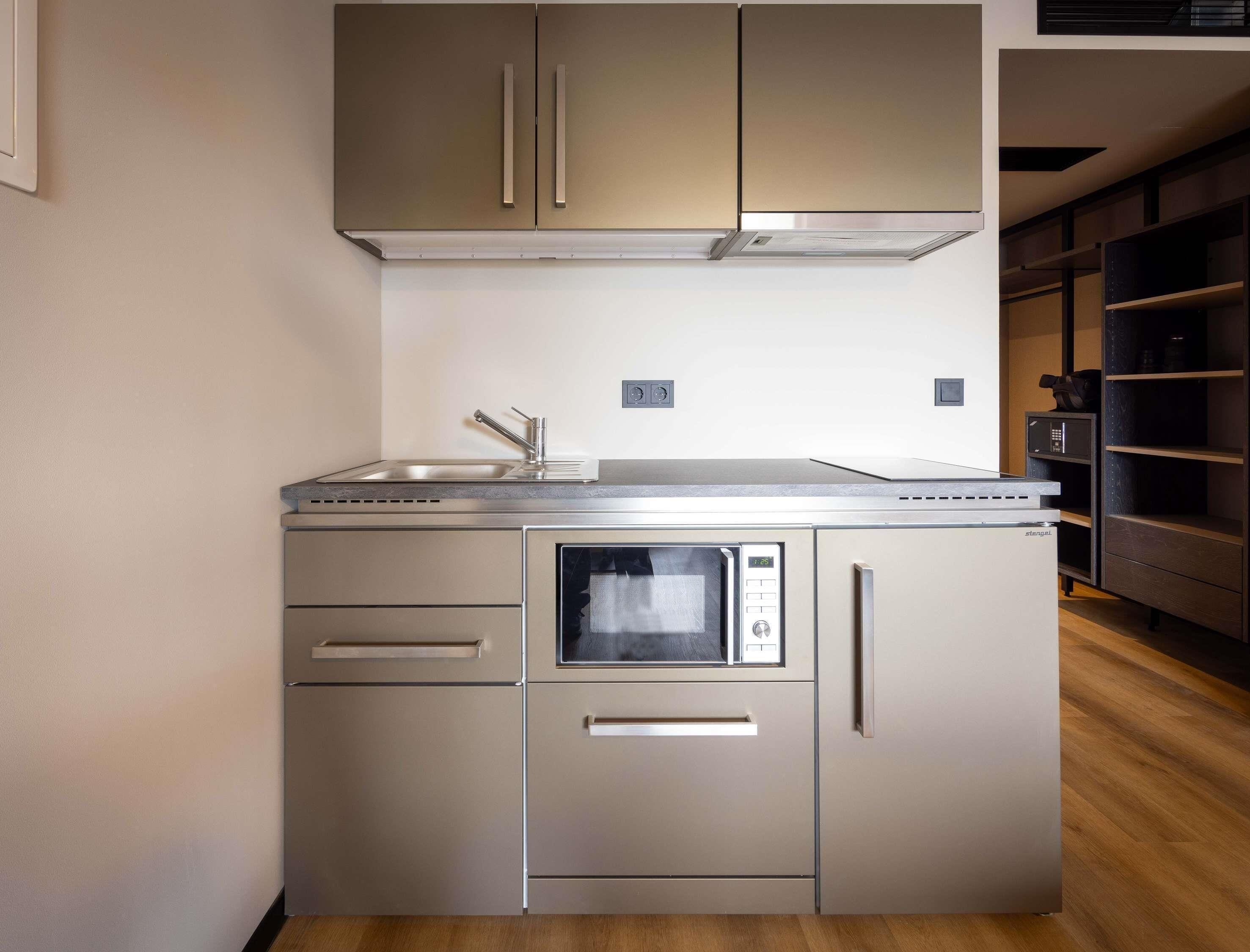 superior apartment, 1 king bed | in-room safe, desk, soundproofing, iron/ironing board