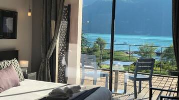 Confort Double Room, vue lac, terrasse