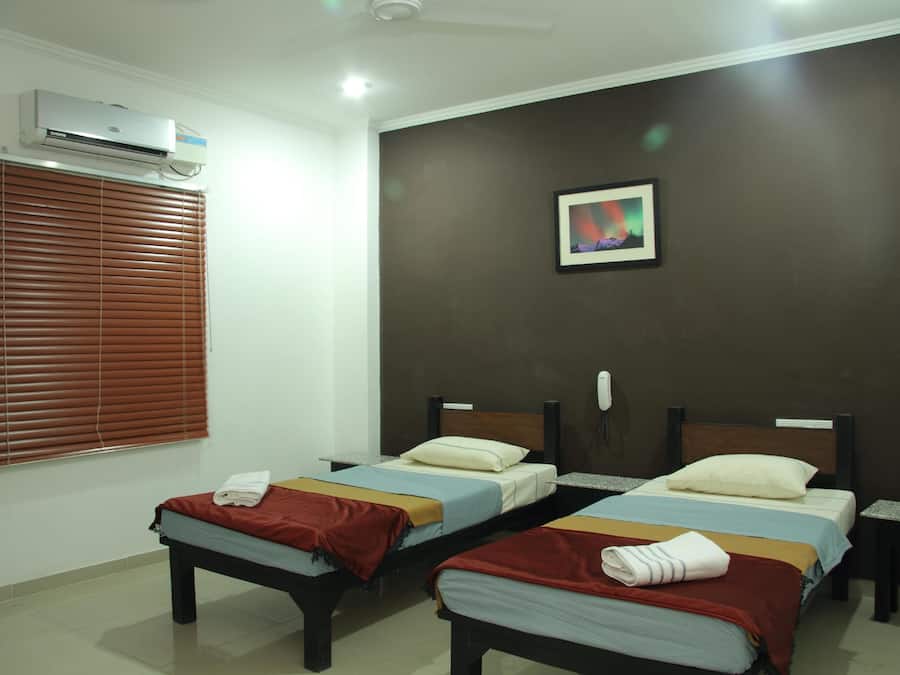 In-room safe, desk, soundproofing, rollaway beds