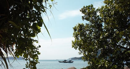 Island Smiles Homestay