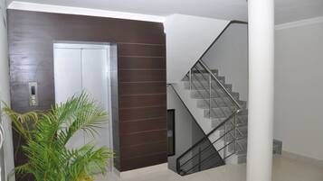 Business Double Room, 1 King Bed, City View | Staircase