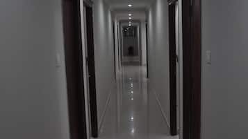 Business Double Room, 1 King Bed, City View