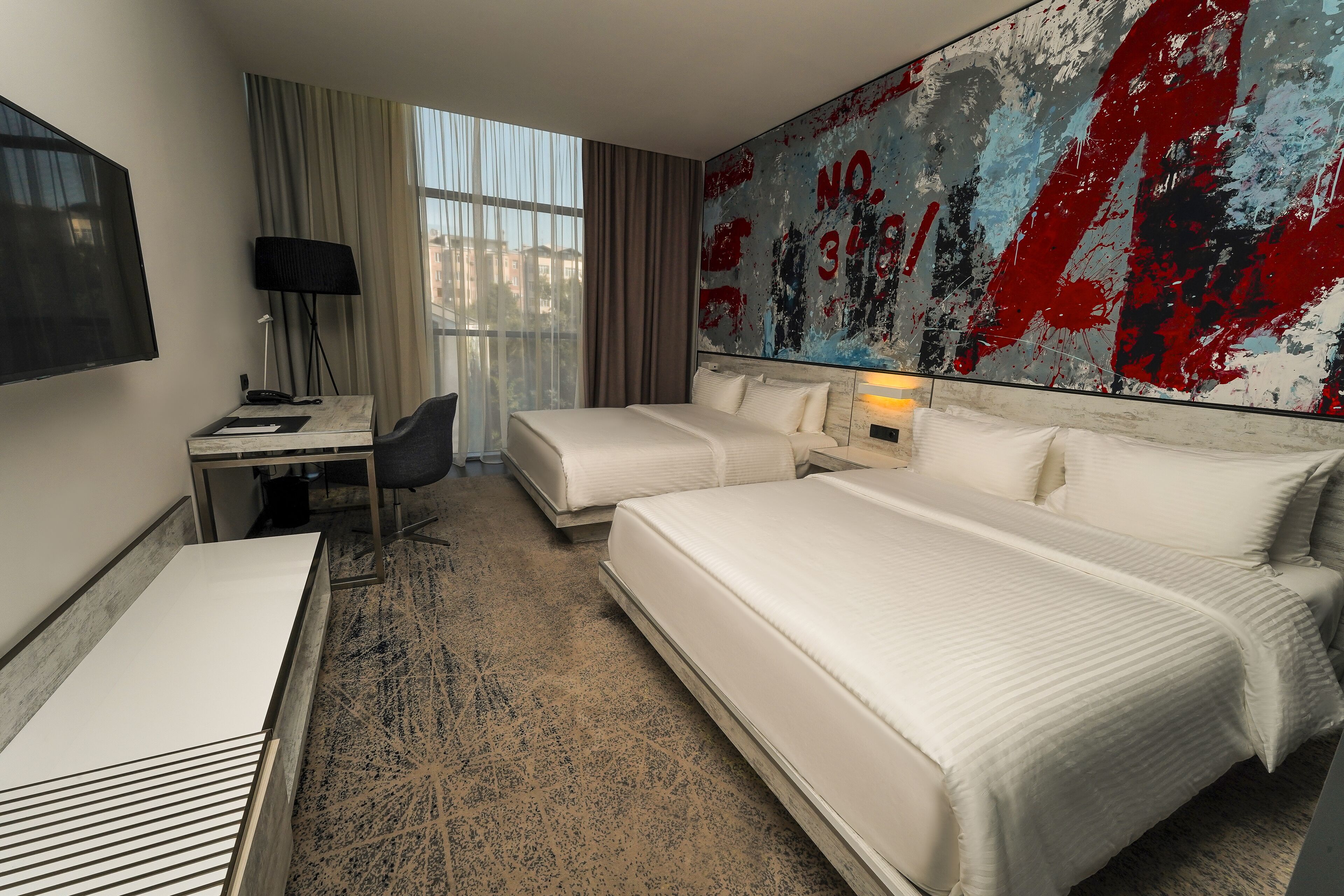 Superior Queen Twin Room