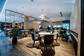 Restaurant - Messier 53 Hotel Yerevan (Yerevan)