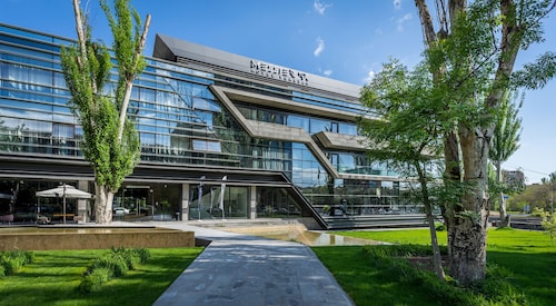 Messier 53 Hotel Yerevan