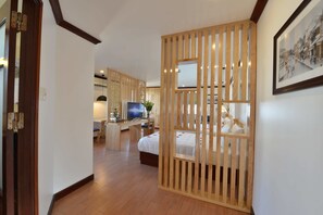 Junior Suite Family City view - Blue Hanoi INN Legend Hotel (Hanoi)